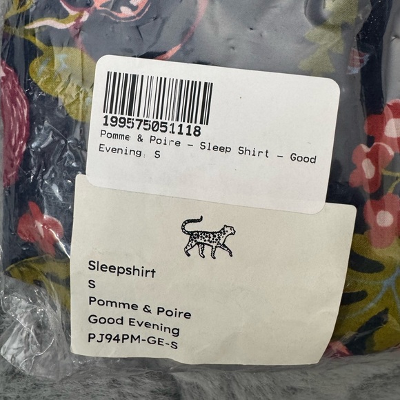 Printfresh Pomme & Poir Long Sleeve Pajama Top Size S Fruit & Floral TOP ONLY - Picture 5 of 5